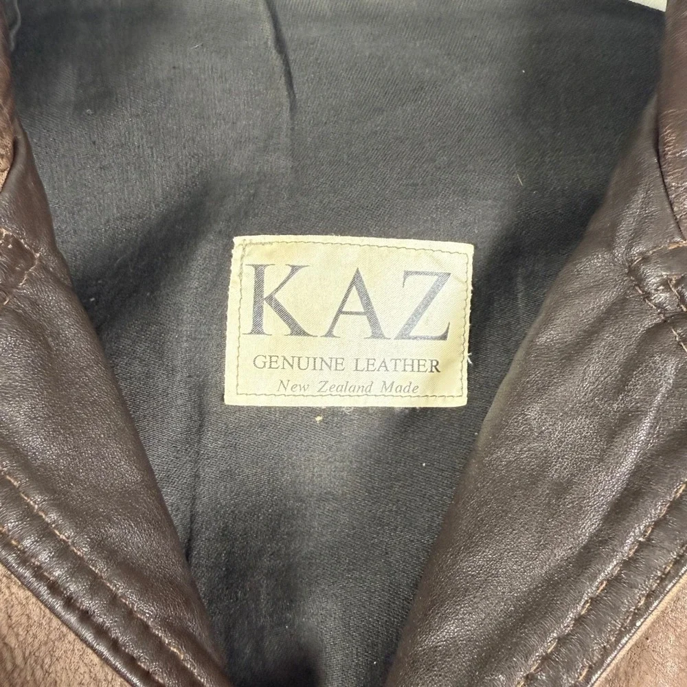 Vintage KAZ Mens Brown Genuine Leather Vest New Zealand Biker Trucker Western L
